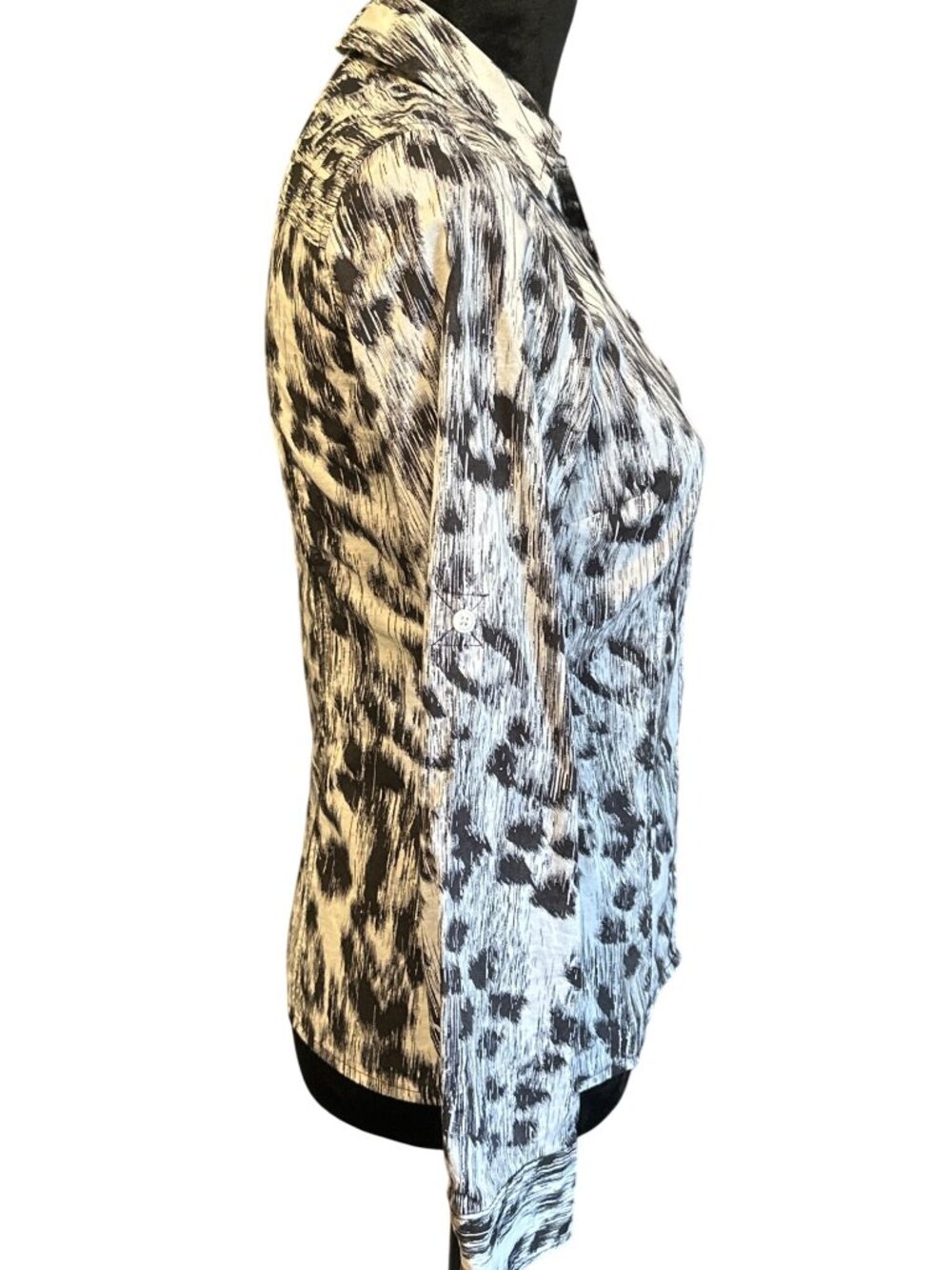 Michael Kors Womens Button-Up Shirt Black & White Abstract Print Size 2 Long Sle - Picture 2 of 4